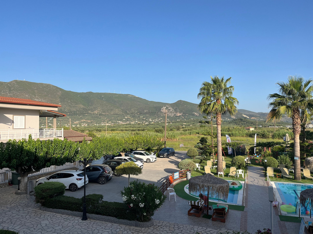 Pahnis Studios主图