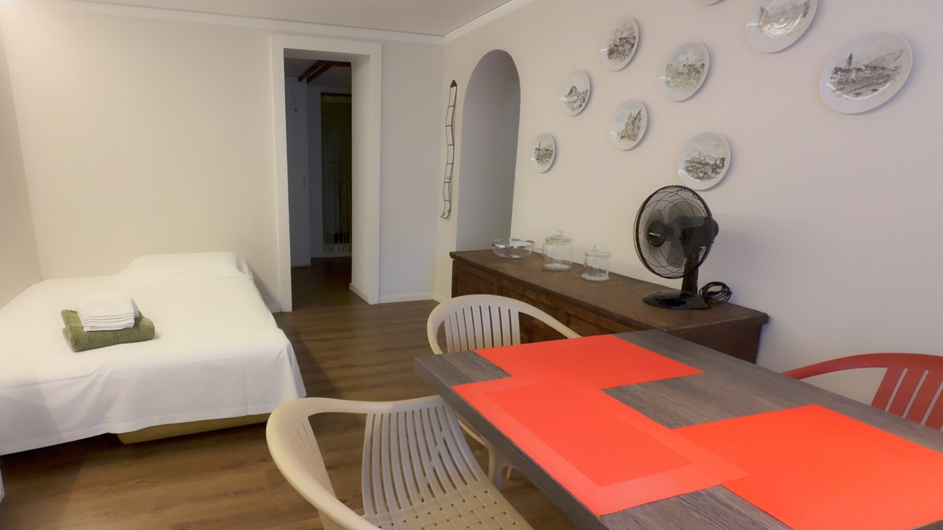 @ Home Hotel Locarno-客卧