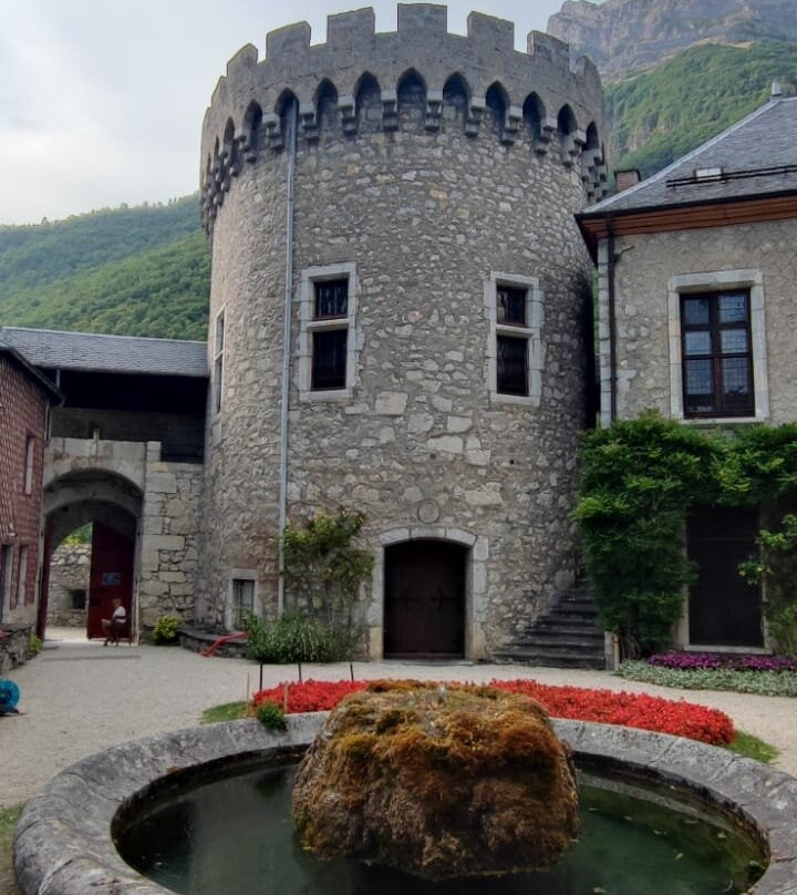 Chateau de Miolans-Saint-Pierre d Albigny必去景点