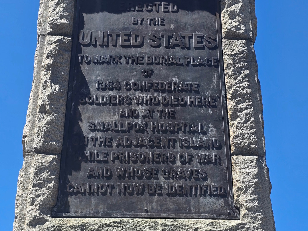 North Alton Confederate Cemetery-奥尔顿塔必去景点