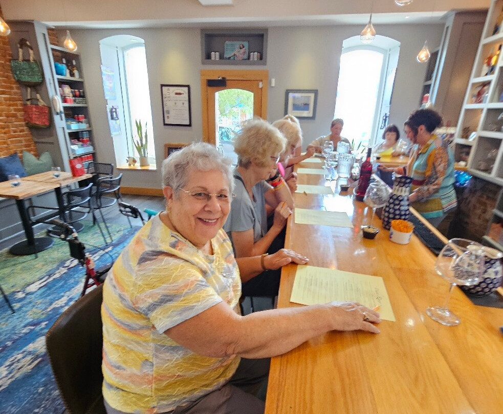 Wide River Winery Tasting Room-Le Claire必去景点