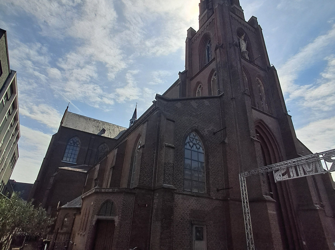 Sint-Lambertuskerk-Helmond必去景点