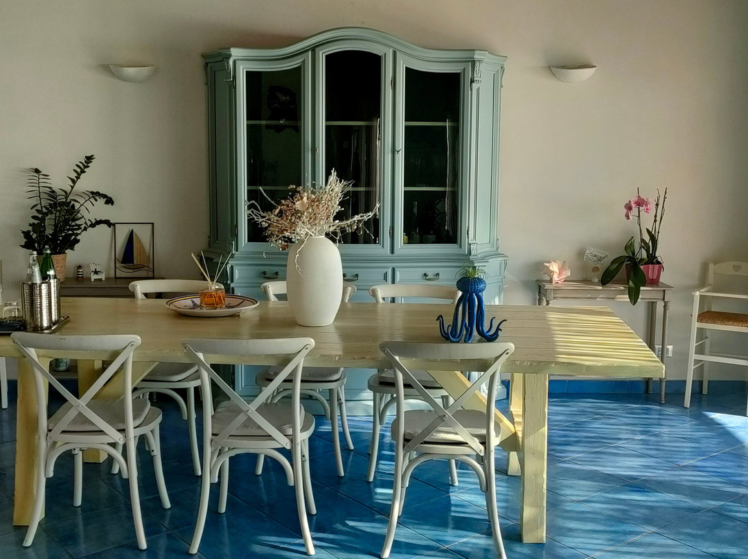 Sunset VIP House主图