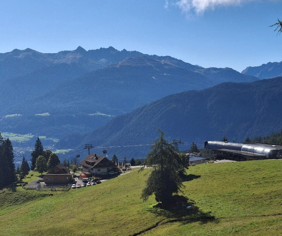 UALM Untermarkter Alm主图