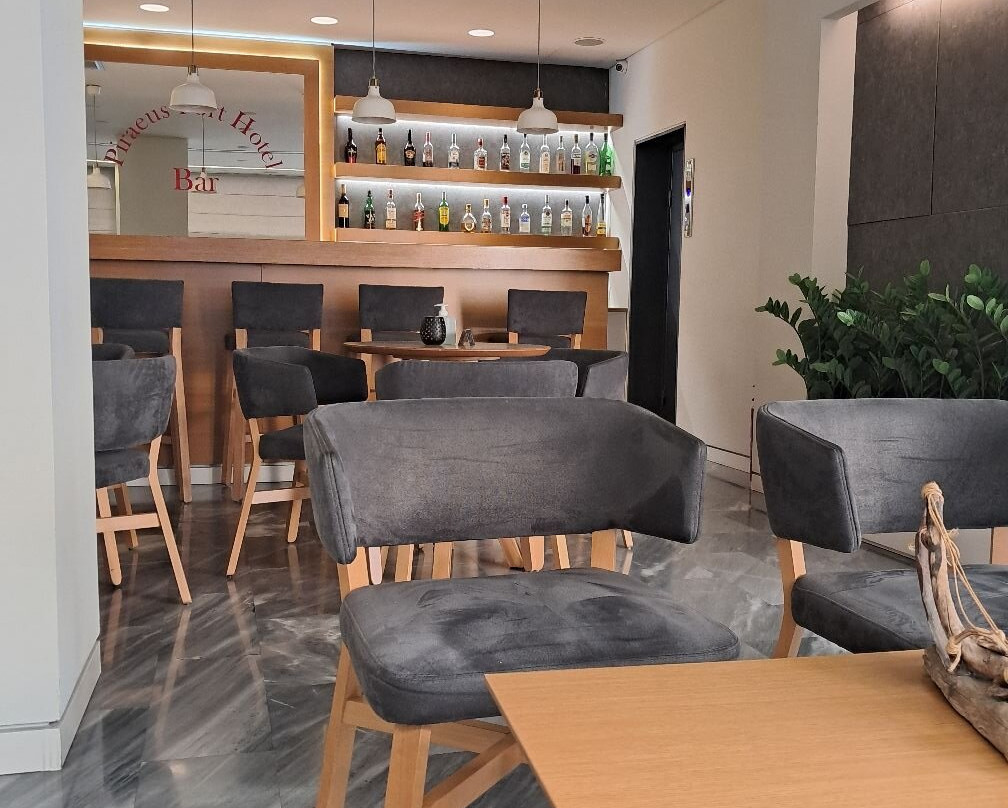 Piraeus Port Hotel主图