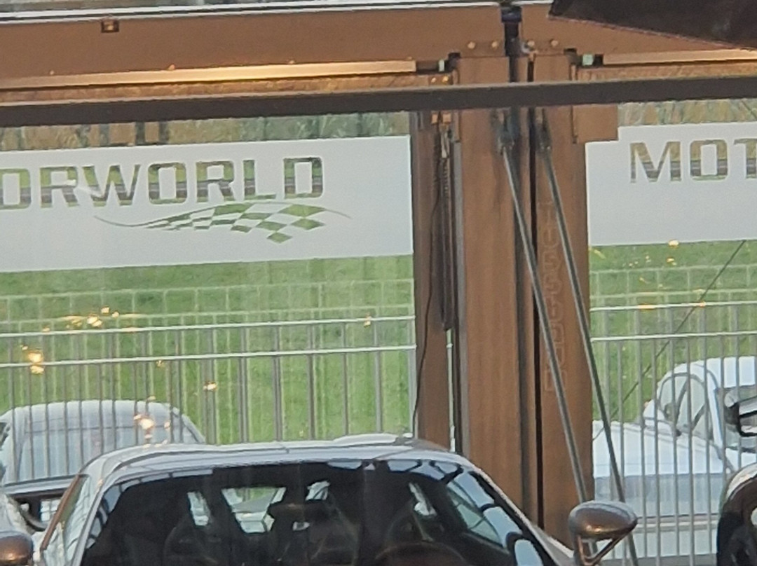 Motorworld Region Stuttgart-伯布林根必去景点