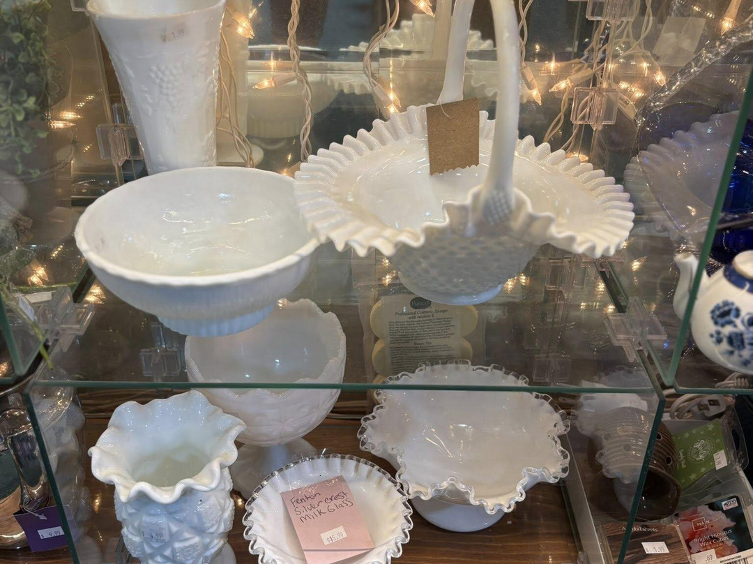 Love it Once More Thrift Store-Clinton必去景点