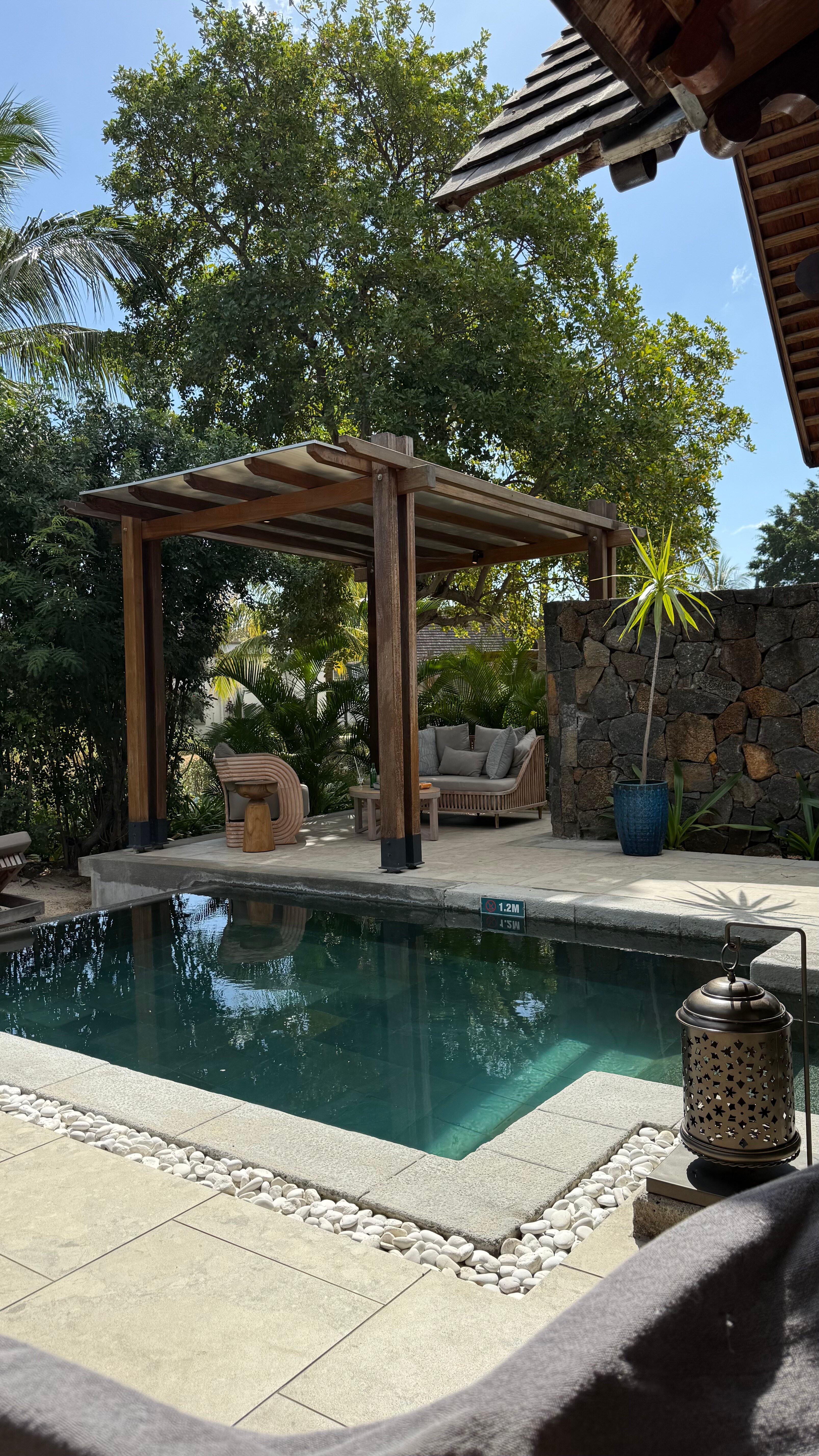 玛拉迪瓦度假村-客卧