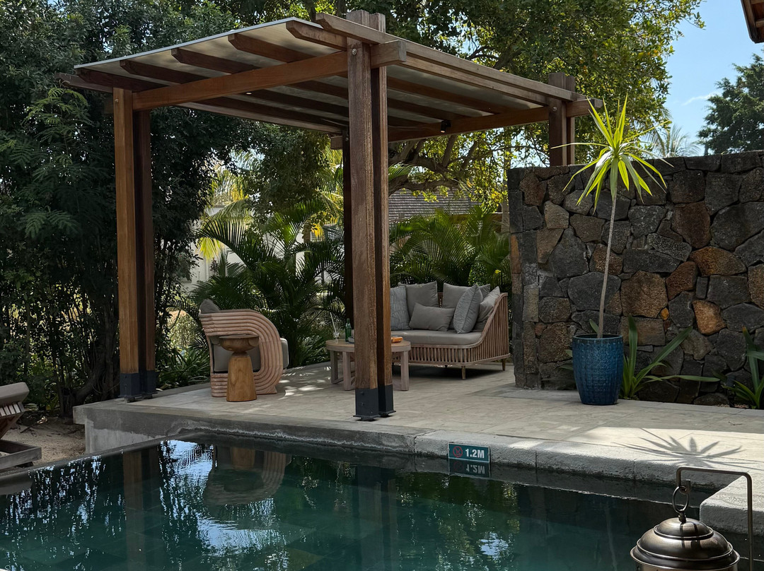 玛拉迪瓦度假村主图