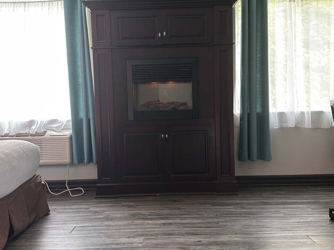 Monastery Hotel主图