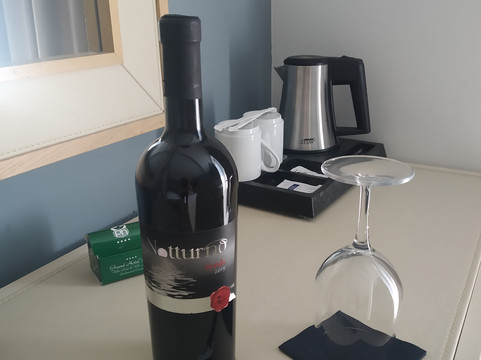 高级公园酒店主图