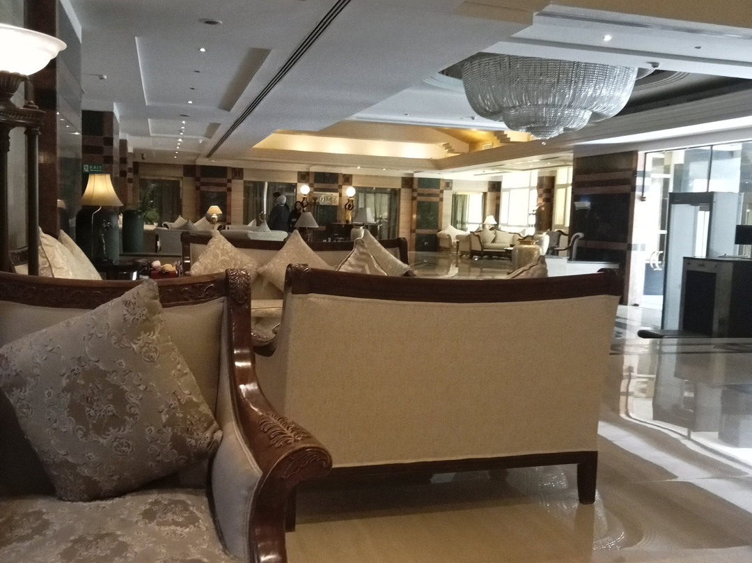 Triumph Plaza Hotel主图