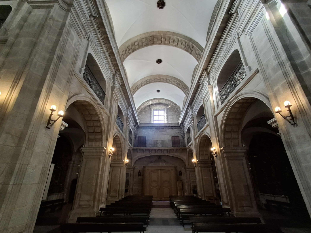 Iglesia de San Bartolome-邦特韦德拉必去景点