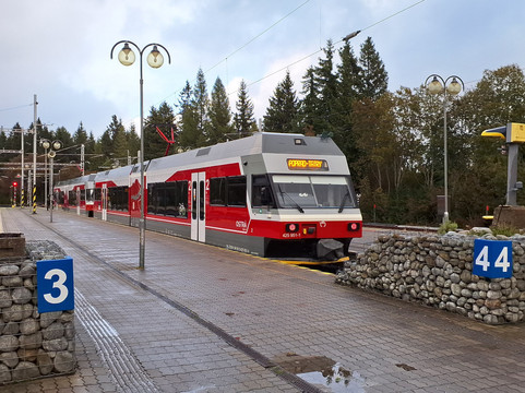 AAA Hiking & Outdoor Group-伦敦必去景点