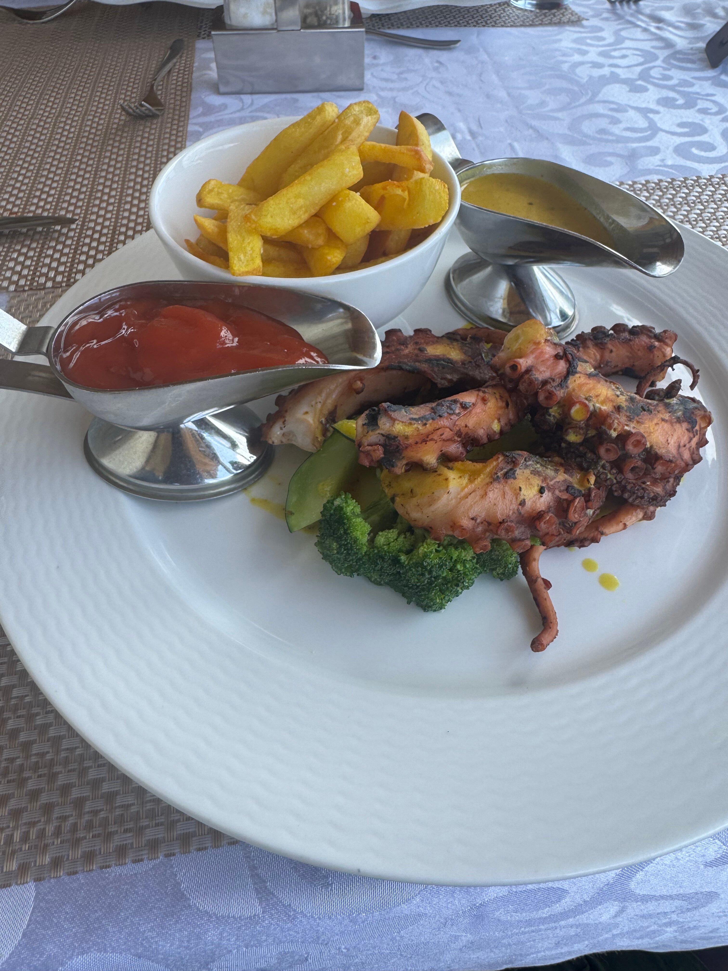 Golden Tulip Zanzibar Resort-官方