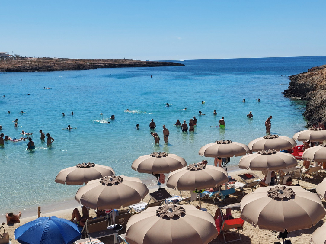 Spiaggia di Portu Ntoni-兰佩杜萨必去景点