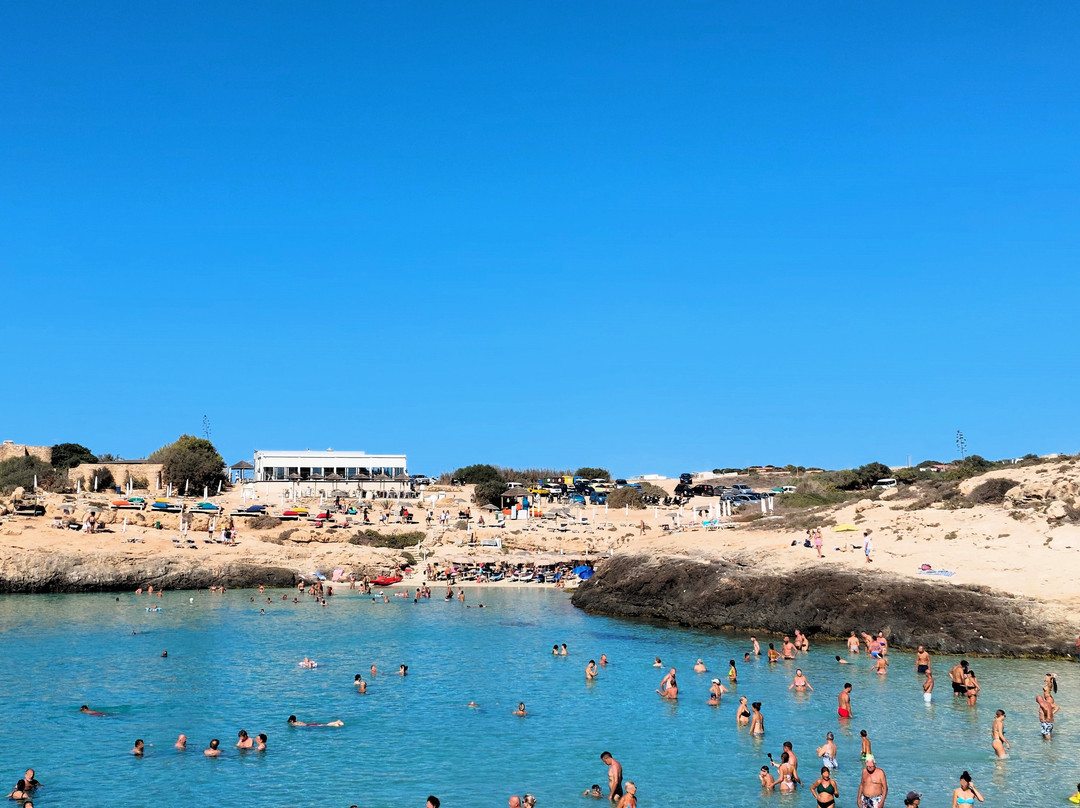 Spiaggia di Portu Ntoni-兰佩杜萨必去景点