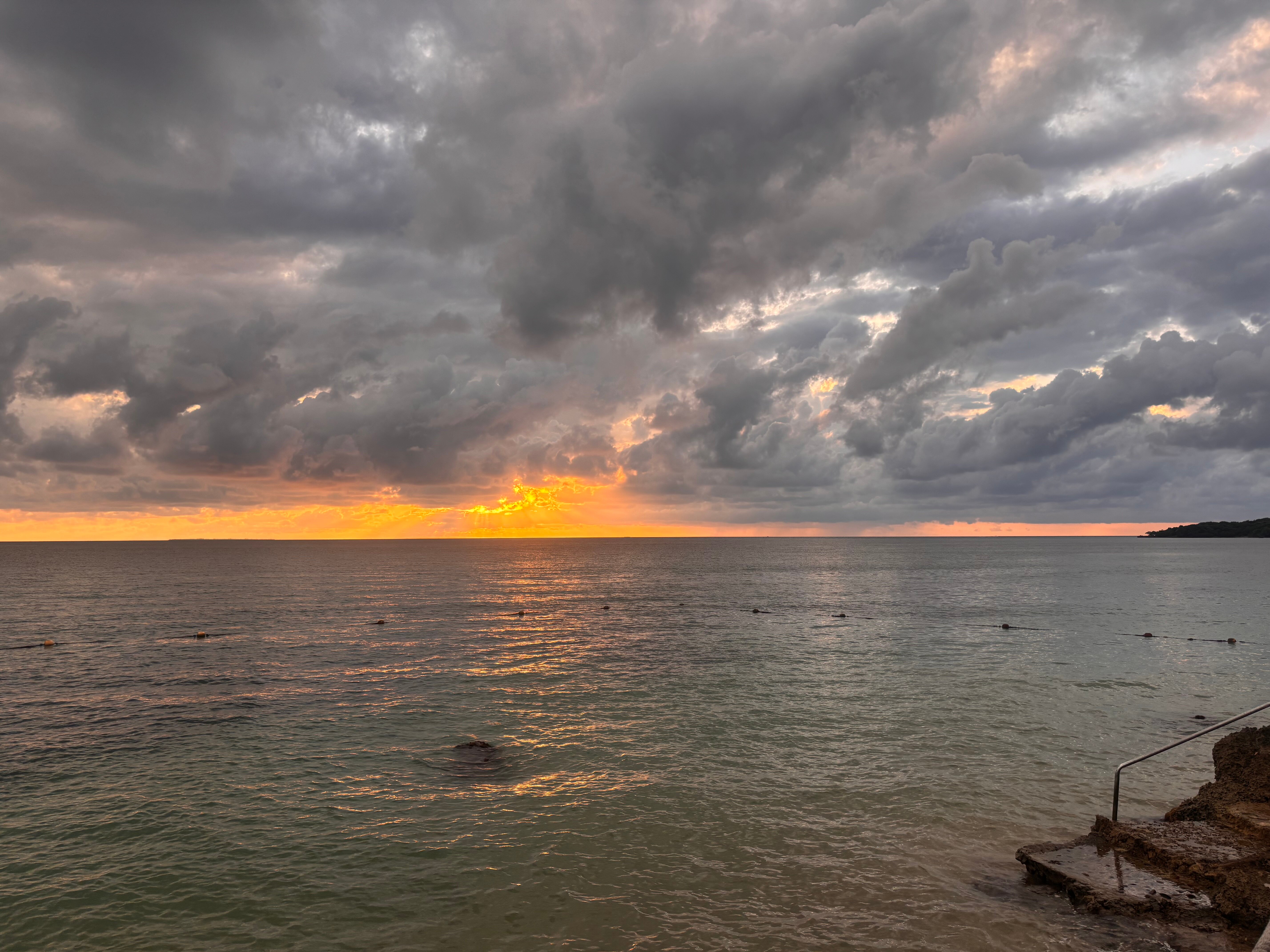 Decameron Barú-泳池