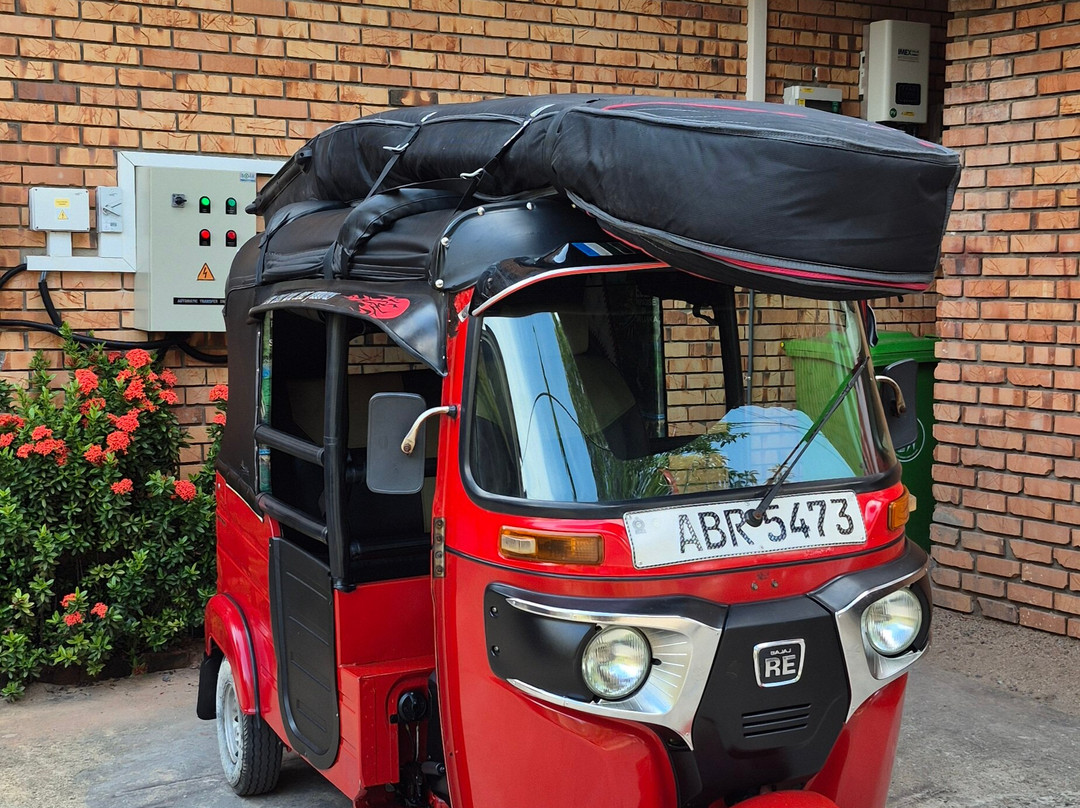 Tuk Tuk Rental Negombo-尼甘布必去景点