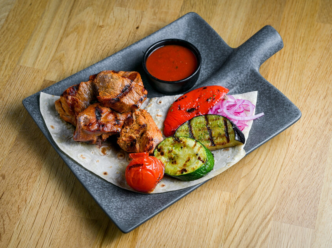 Mamuli Restaurant & Bar