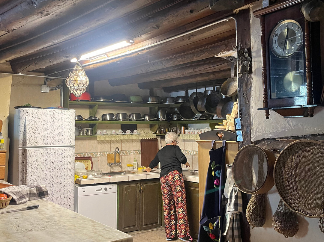 Haci Sakirler Konagi主图