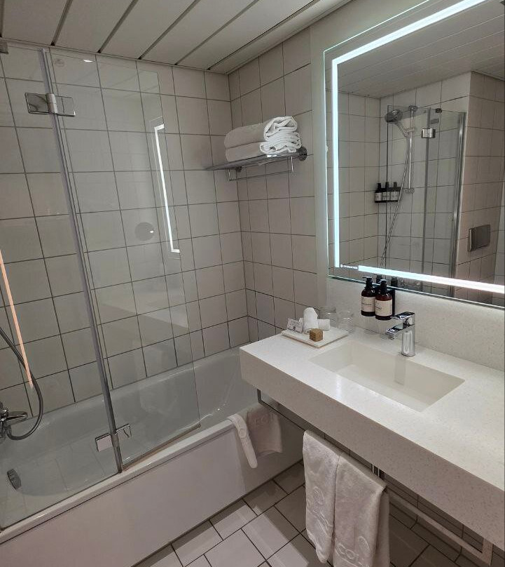 NH柏林米特酒店主图