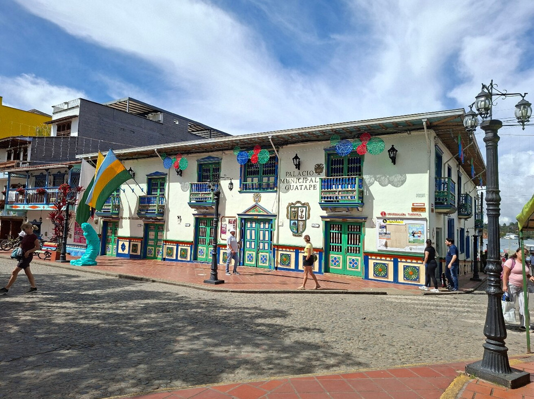 Laguna de Guatape-麦德林必去景点