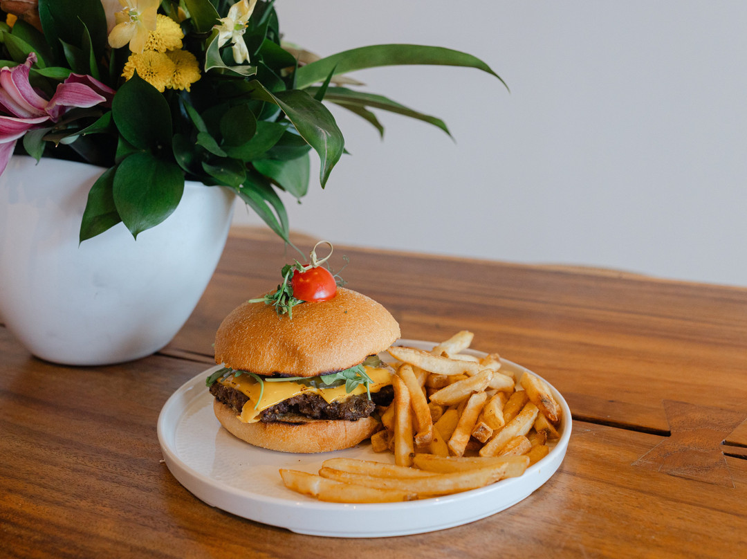 Salt Restaurant & Bar