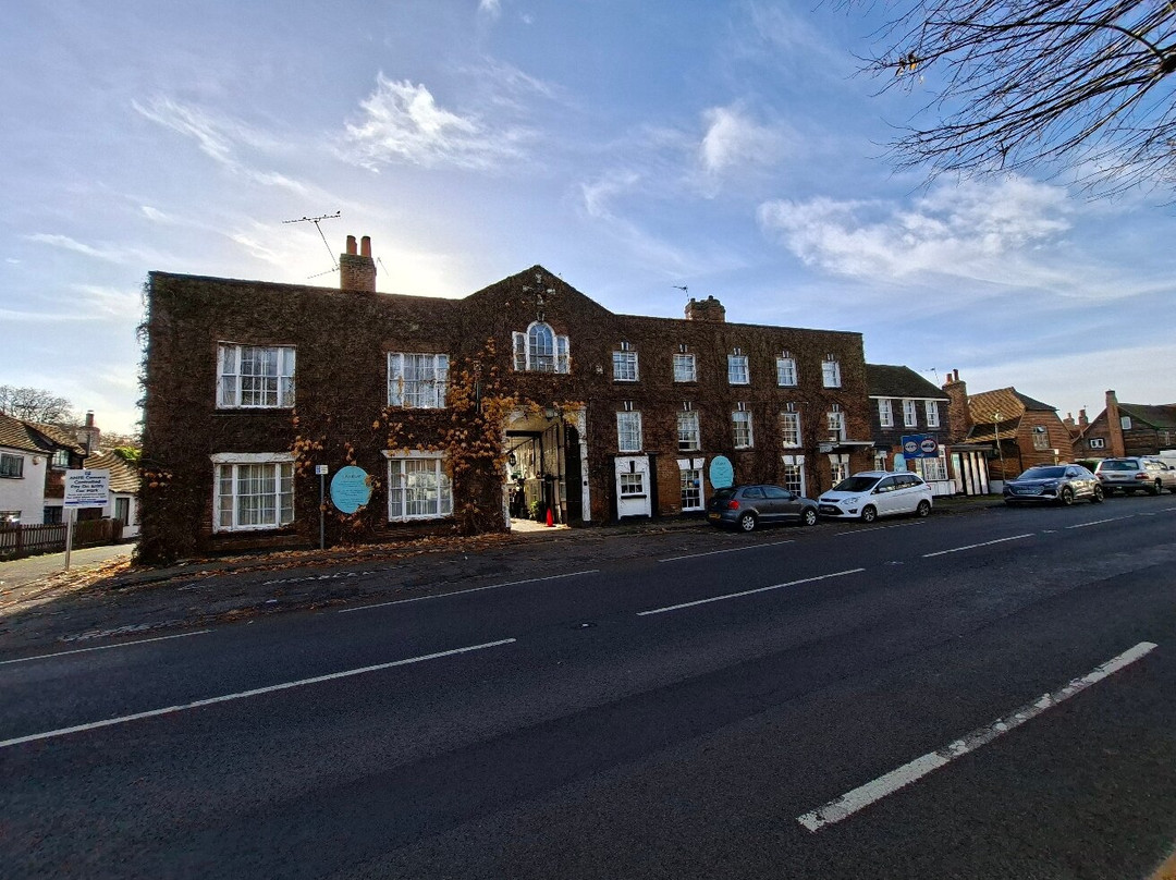 The Talbot Inn Hotel主图