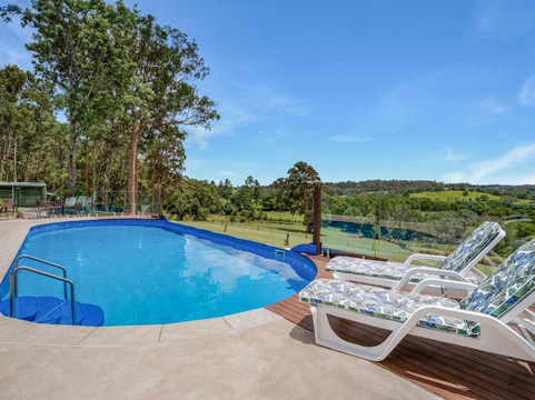 Laurel View Bed and Breakfast Retreat