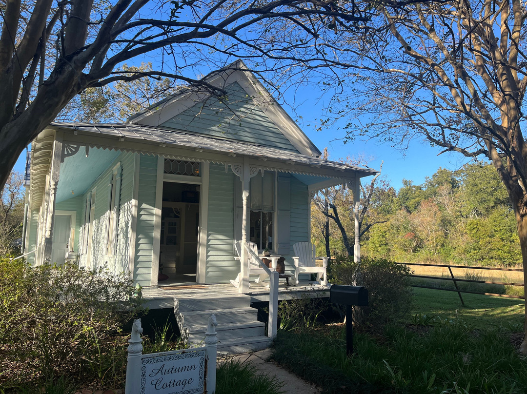 Maison D'Memoire Bed & Breakfast Cottages主图