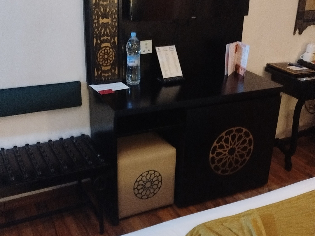 明萨酒店主图