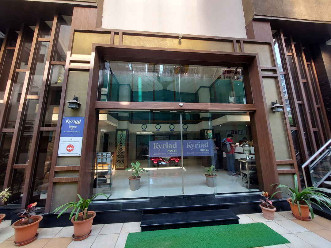 Kyriad Hotel Solapur by OTHPL主图