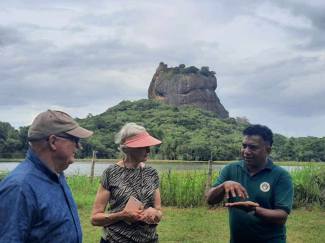 Lanka Tracker - Day Tours-马塔拉必去景点