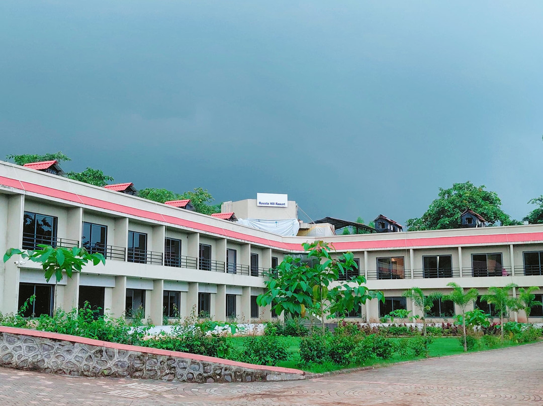 Roccia Hill Resort and Adventure Park-Songadh必去景点