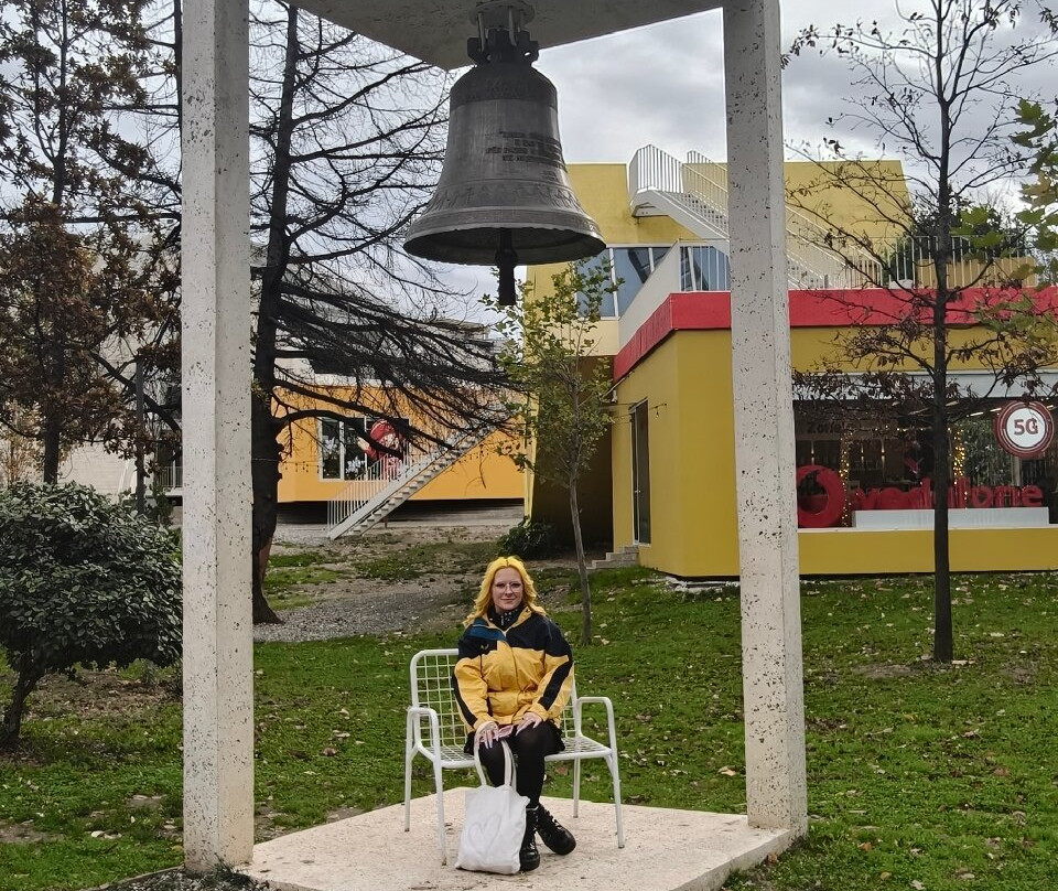 Peace Bell-地拉那必去景点