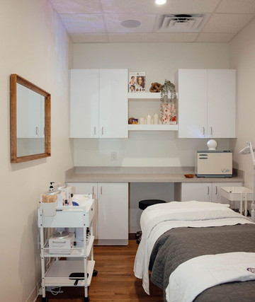 Bare Necessities Spa + Medspa-休斯顿必去景点