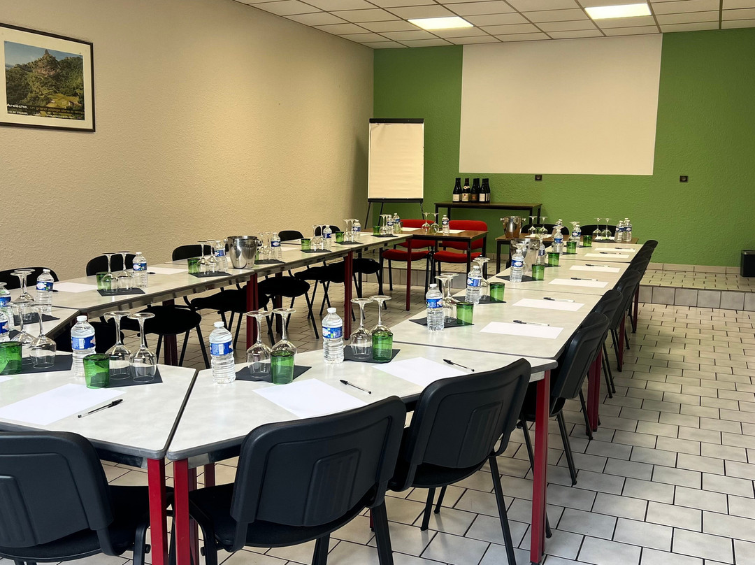 Logis Hôtel Azalées主图