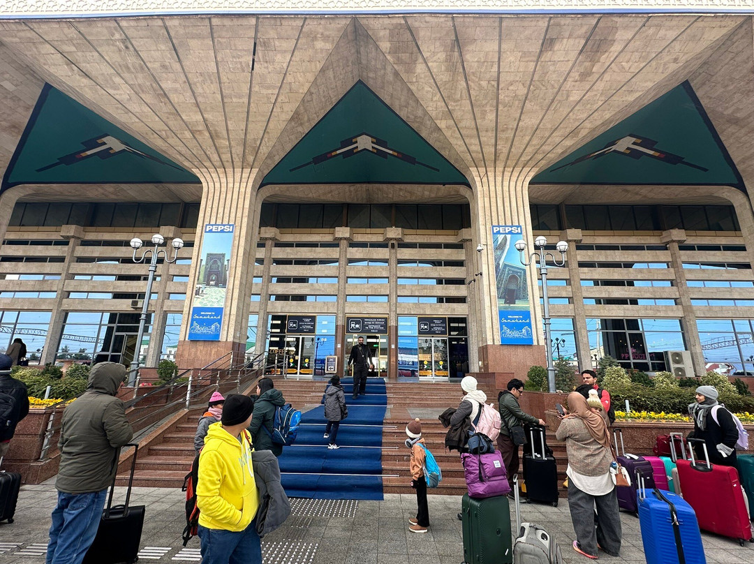 Samarkand Train Station-撒马尔罕必去景点