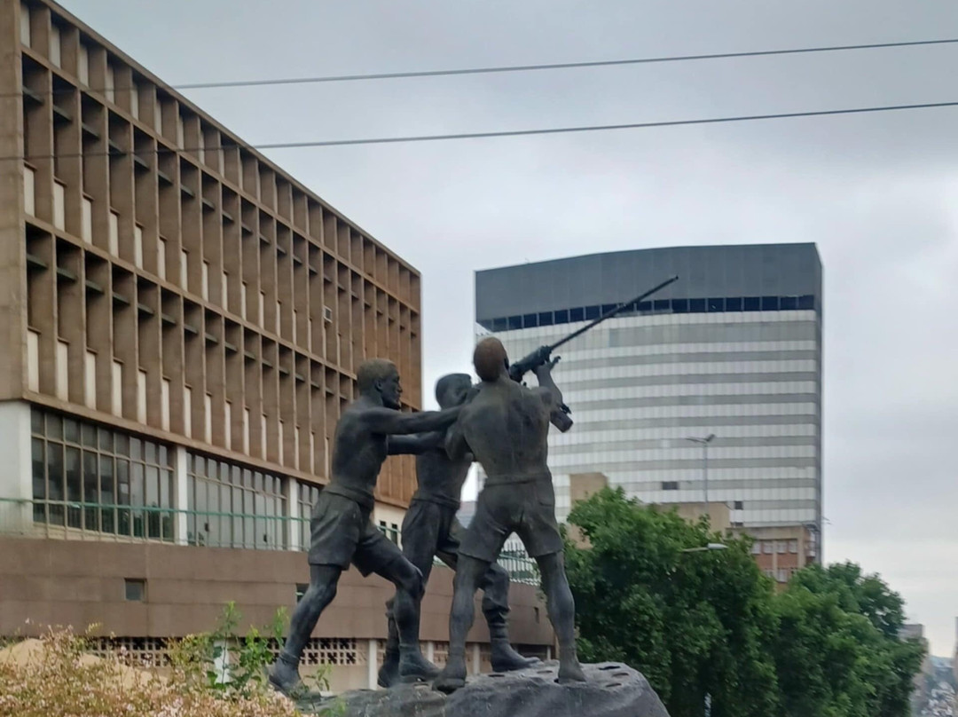 Gold Mining Statue-约翰内斯堡必去景点