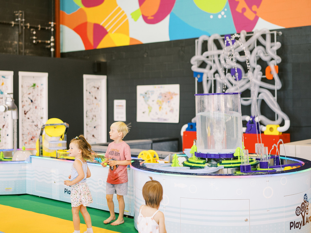 Play Area Indoor Recreation-基洛纳必去景点