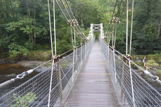 The Chain Bridge-兰戈伦必去景点