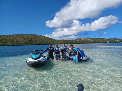 Culebra Jet Ski Tours-库莱布拉岛必去景点