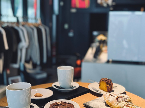 Roots Art Gallery-维亚纳堡必去景点