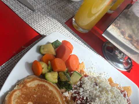 墨西哥安可普埃布拉华美达酒店主图