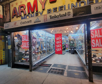 Brown's Army + Navy-阿斯托里亚必去景点