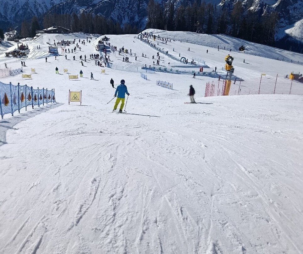 Scuola Italiana Sci Vajolet-Pozza di Fassa必去景点