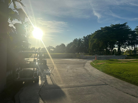 Summit Windmill Golf Course-挽披县必去景点