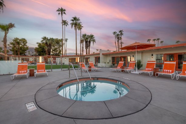 莫哈韦度假村 - 限成人-泳池