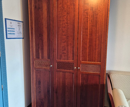 皮萨卡尼套房主图